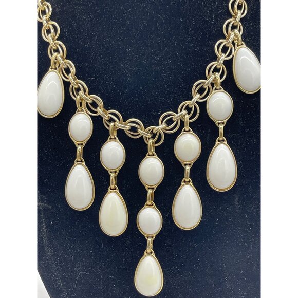 Fashion gold tone & off white cascade teardrops charming necklace 20 - Picture 5 of 5